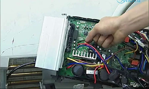 沿滩美的空调电话是多少